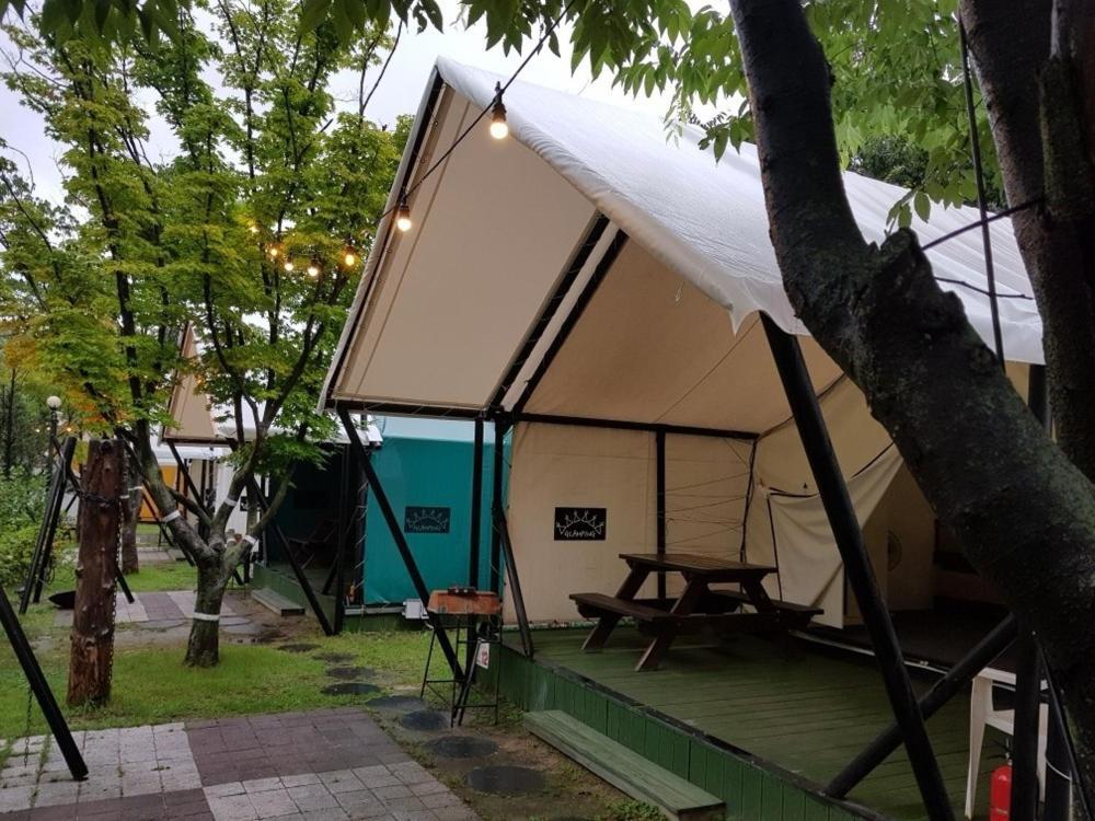 Готель Gongju Kyerongsan Glamping Donwallsoop Номер фото