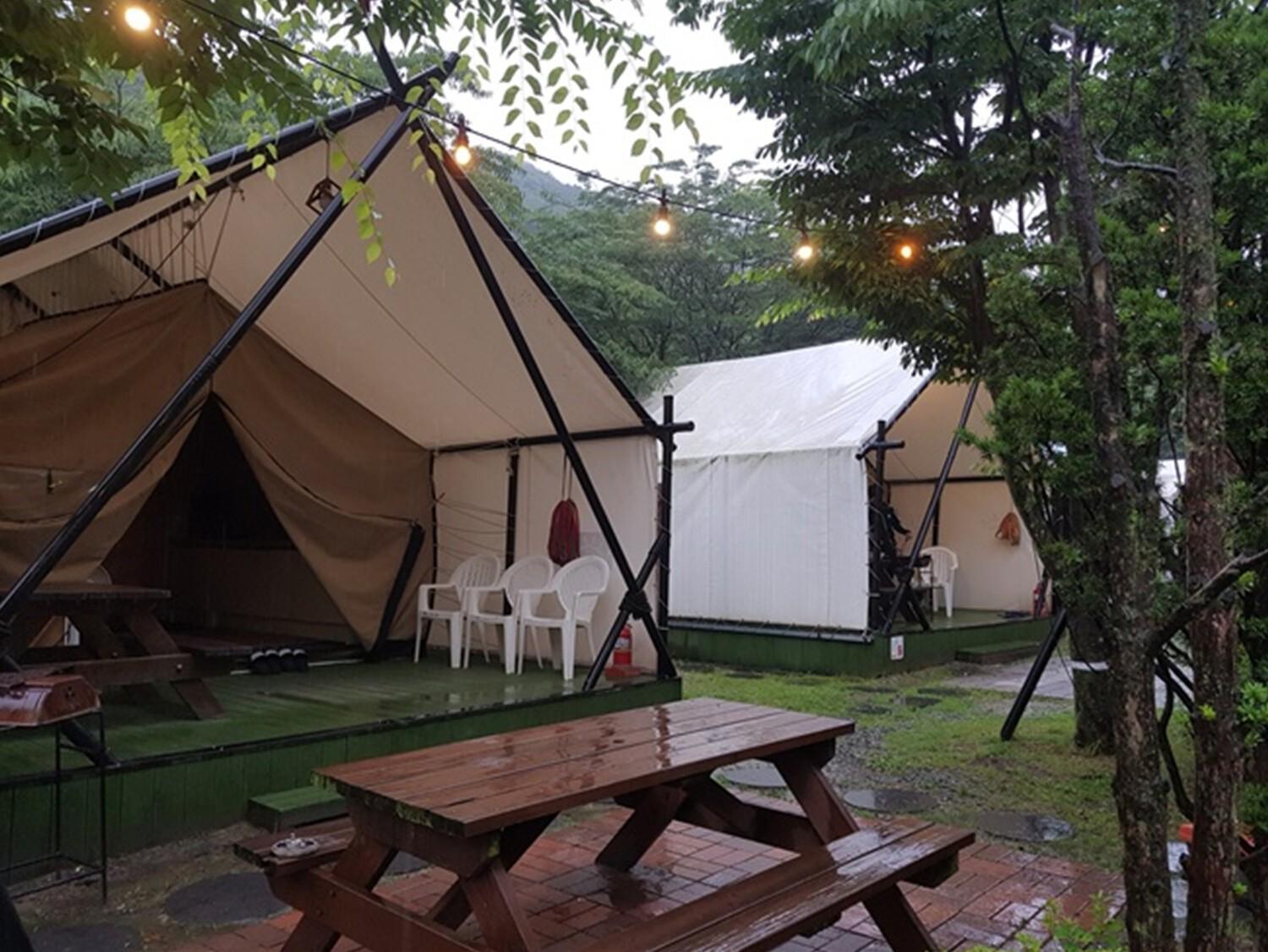 Готель Gongju Kyerongsan Glamping Donwallsoop Екстер'єр фото